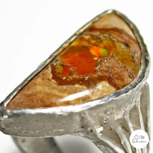 Silver ring with Mexican opal - Image 2