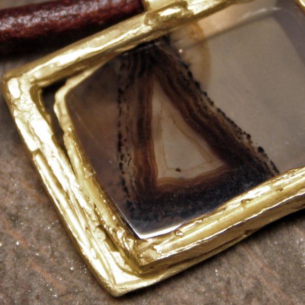 Yellow gold pendant with Montana agate - Image 2